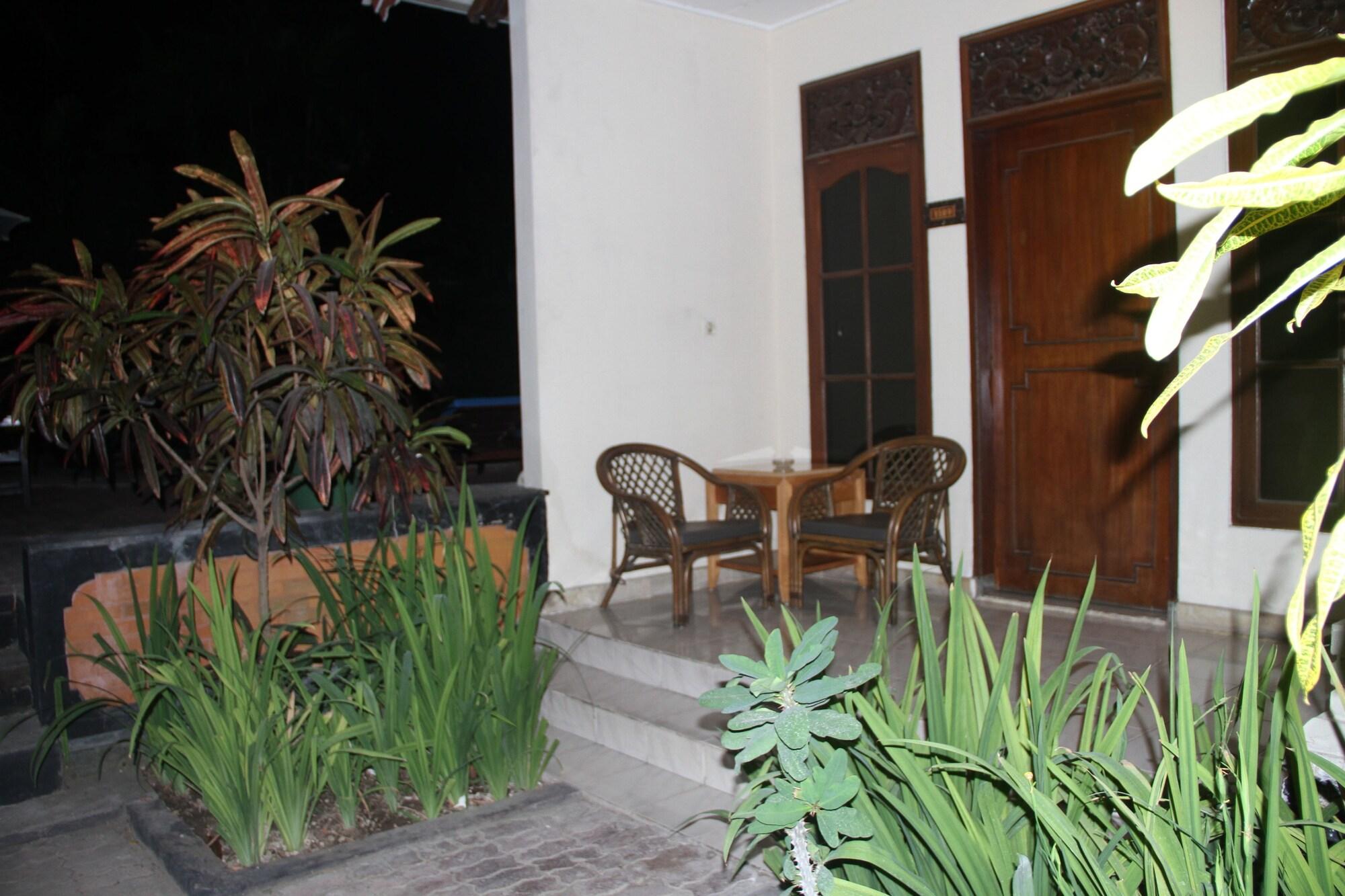 Seminyak Paradiso Hotel Exterior photo