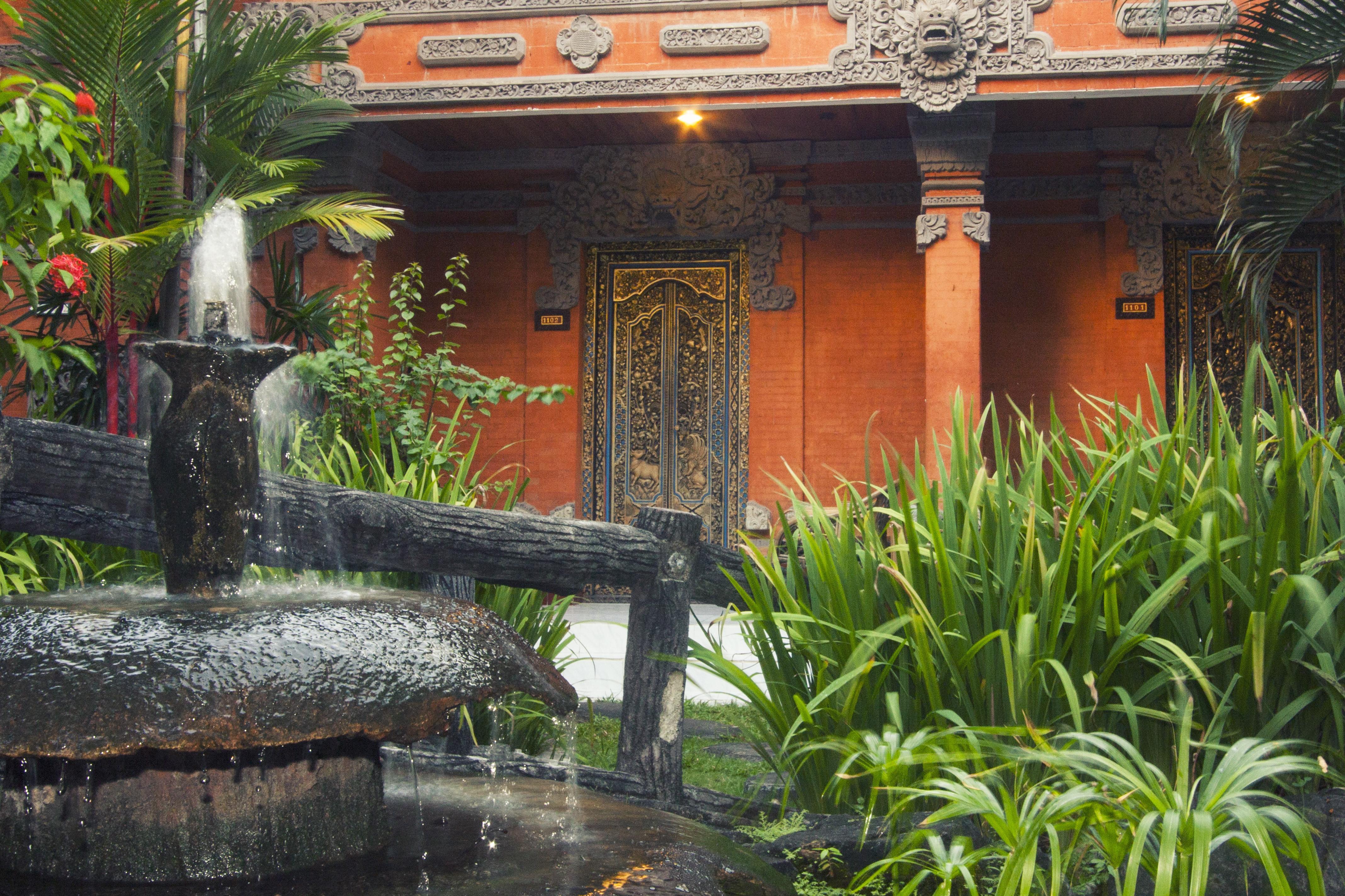 Seminyak Paradiso Hotel Exterior photo