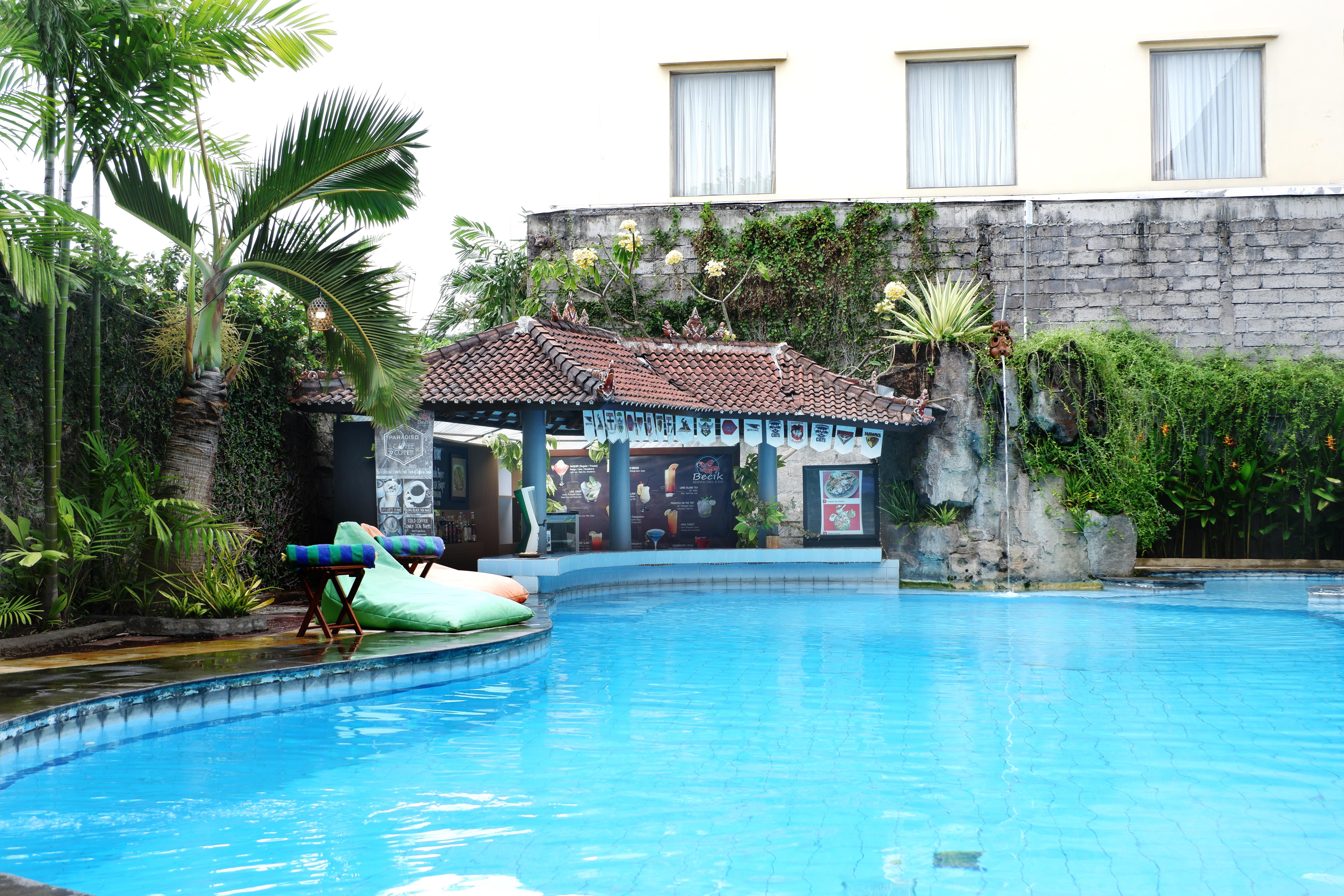 Seminyak Paradiso Hotel Exterior photo